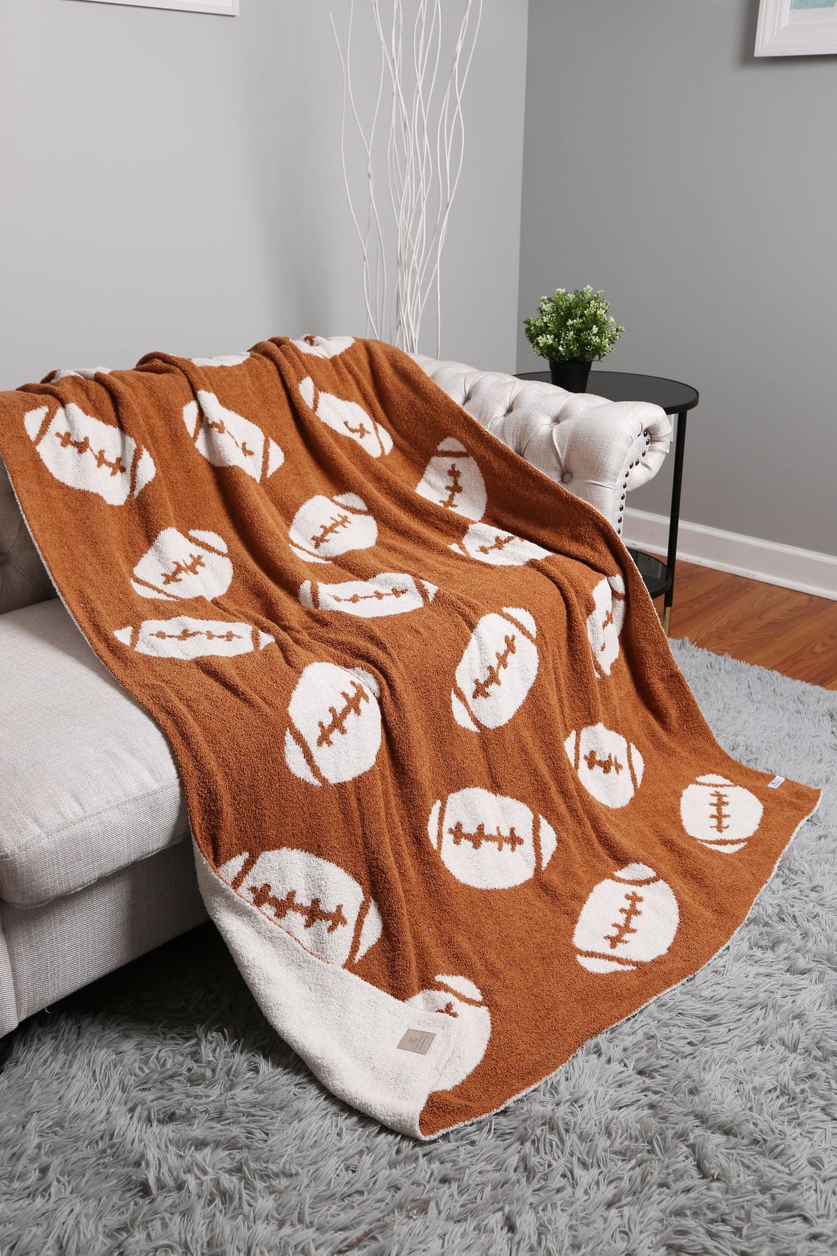 Comfylux Football Blanket