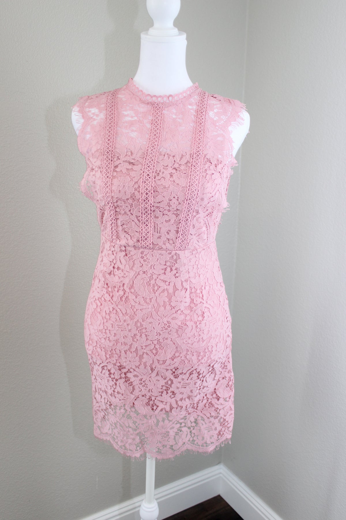 Magnolia Lace Dress - Pink